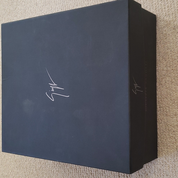 Giuseppe Zanotti Leather Sneakers - Picture 6 of 6